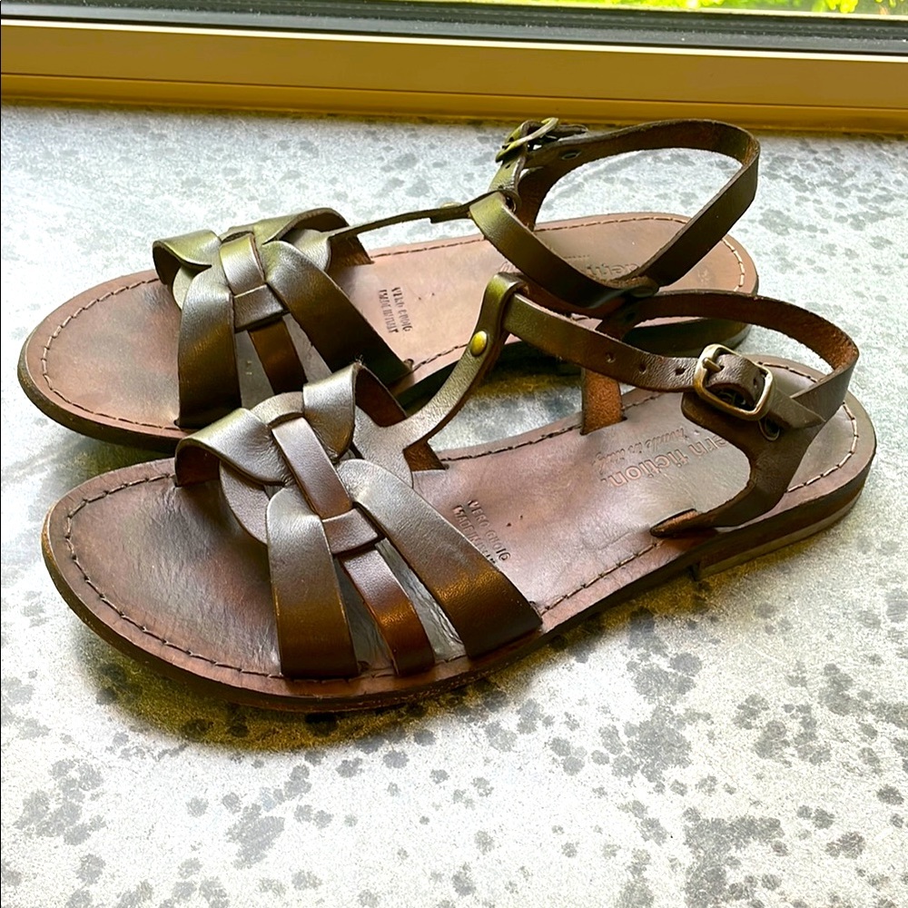 Size 36/6 Modern Fiction Leather Sandals